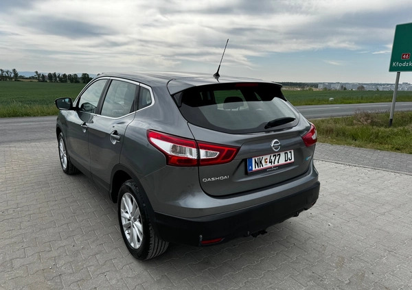 Nissan Qashqai cena 39999 przebieg: 152000, rok produkcji 2014 z Gryfice małe 436